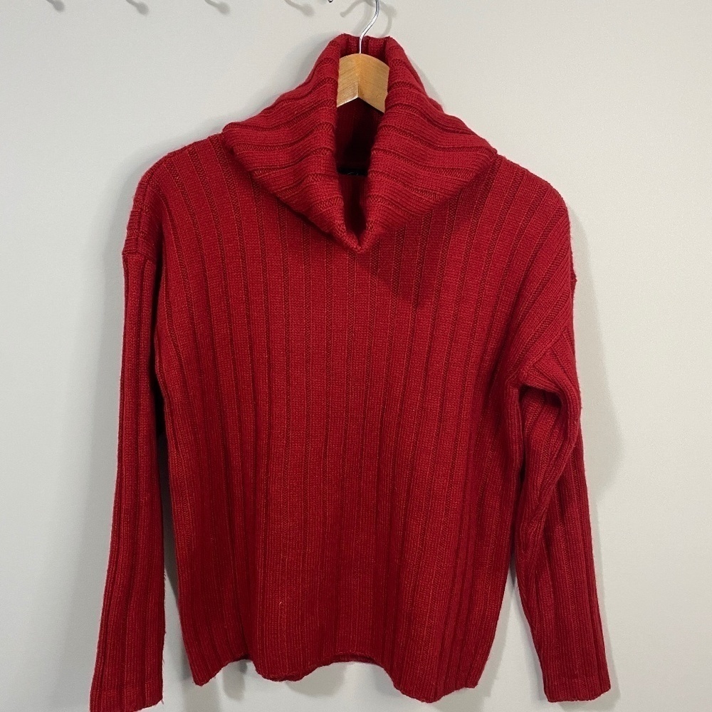 Lord & Taylor Long Sleeve Women's Red‎ Turtleneck Ribbed Sweater Size Small